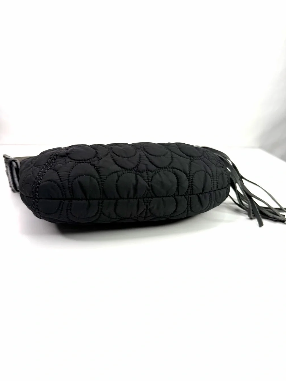 Coach excellent inside